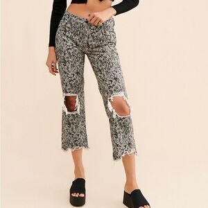 We the Free Snake print crop jeans 24
NWT new with tag
We the Free